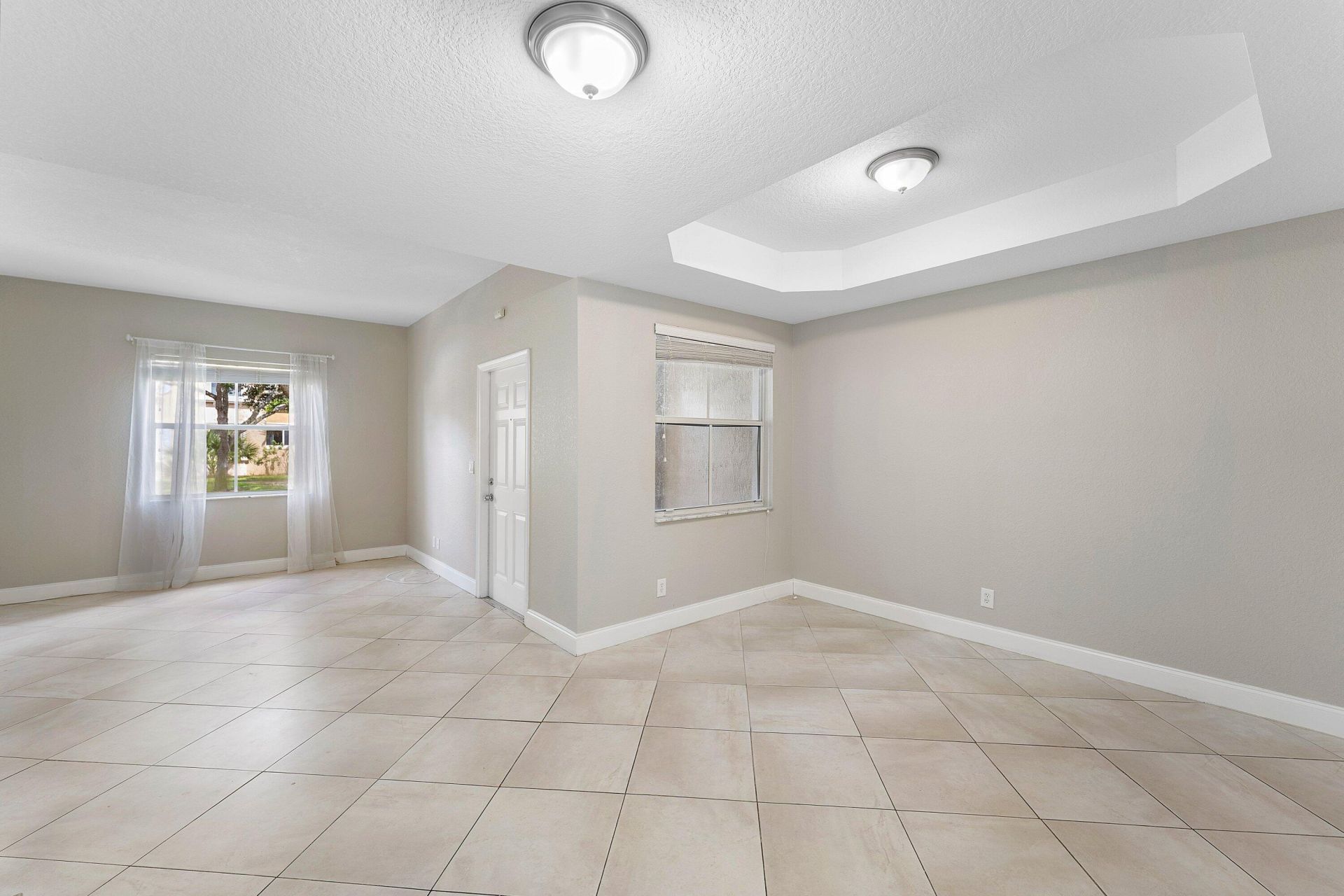 2896 Hidden Hills Road, Unit 1002, West Palm Beach, FL 33411 Photo
