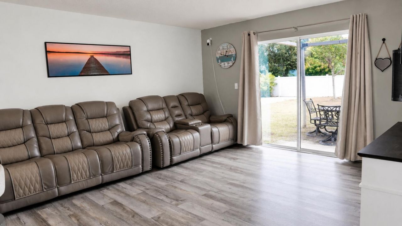 1921 SE Joyner Circle, Port Saint Lucie, FL 34952 Photo