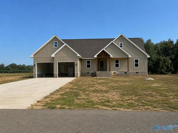 200 Bent River Drive, Gadsden, AL 35901