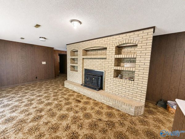258 N Mountain Drive, Trinity, AL 35673