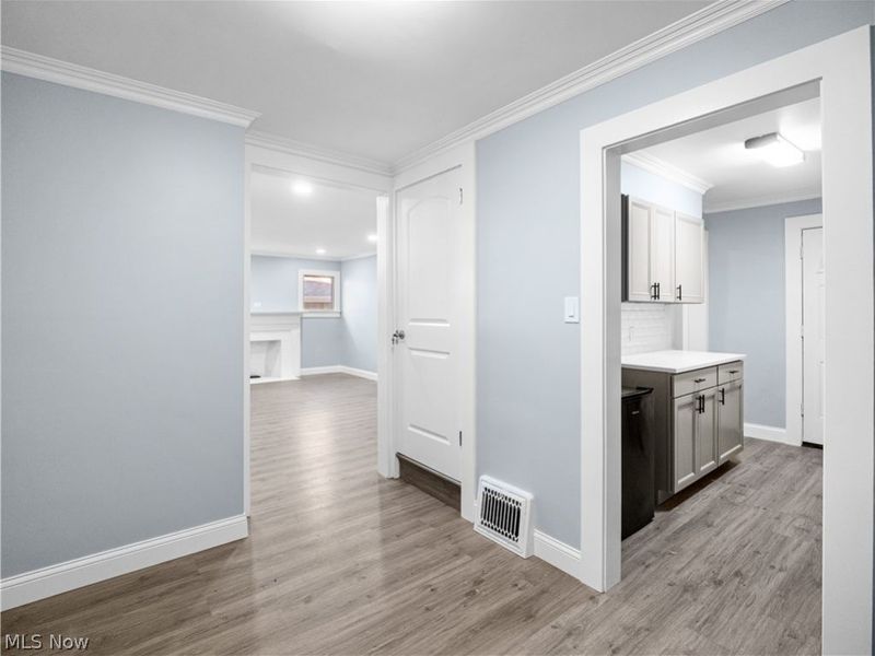 353 Hilton Avenue, Youngstown, OH 44507 Photo 6
