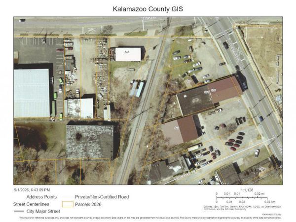 824 Portage Street, Kalamazoo, MI 49001