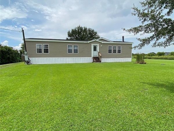 102 S DENNIS ST, Thibodaux, LA 70301