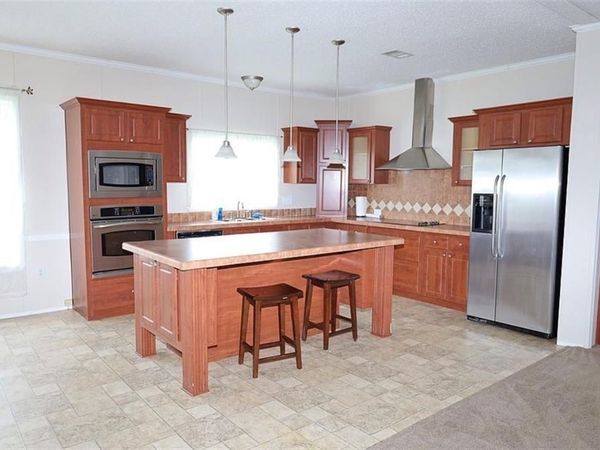 102 S DENNIS ST , Thibodaux, LA 70301