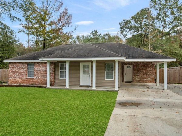 92 Trailwood Cir., Petal, MS 39465
