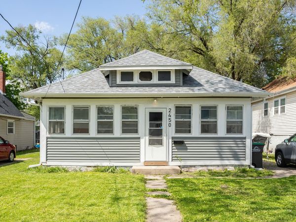 2450 E Grand Ave Avenue , Des Moines, IA 50317