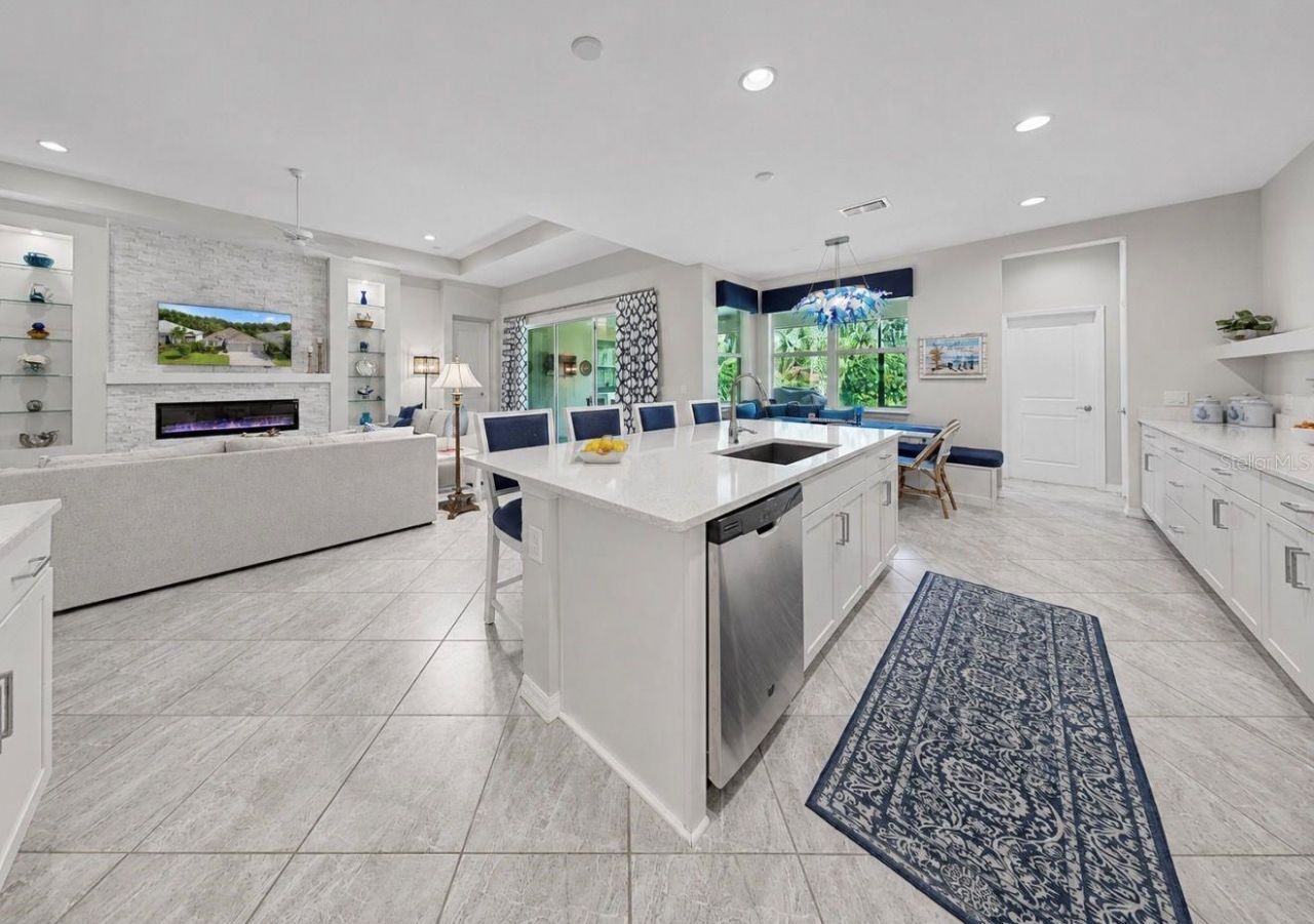 311 Chantilly Trail , Bradenton, FL 34212 Photo