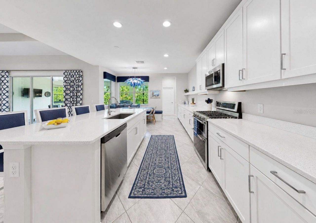 311 Chantilly Trail , Bradenton, FL 34212 Photo