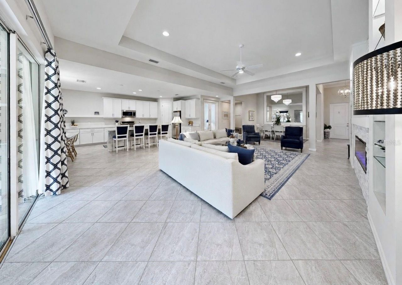 311 Chantilly Trail , Bradenton, FL 34212 Photo