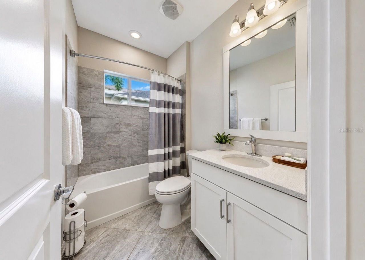 311 Chantilly Trail , Bradenton, FL 34212 Photo