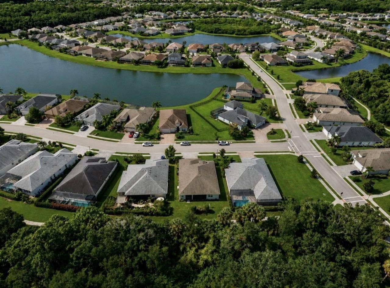311 Chantilly Trail , Bradenton, FL 34212 Photo