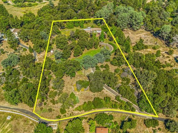 5411 Oak Leaf Circle, Placerville, CA 95667