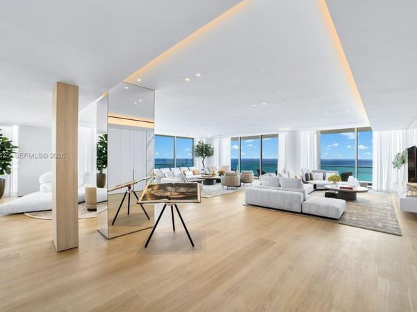 10203 Collins Ave, Unit LPH 2701, Bal Harbour, FL 33154