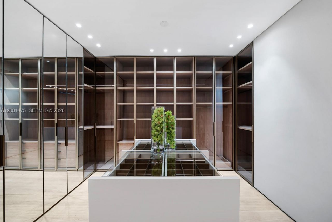 10203 Collins Ave, Unit LPH 2701, Bal Harbour, FL 33154 Photo