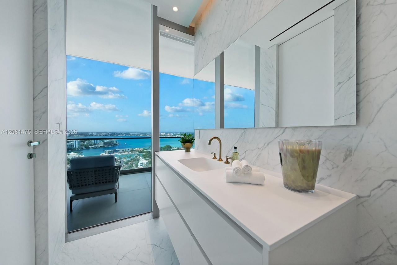 10203 Collins Ave, Unit LPH 2701, Bal Harbour, FL 33154 Photo