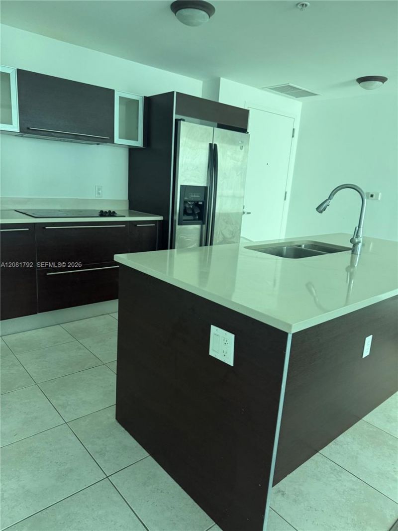 1900 N Bayshore Dr , Unit 1517, Miami, FL 33132 Photo