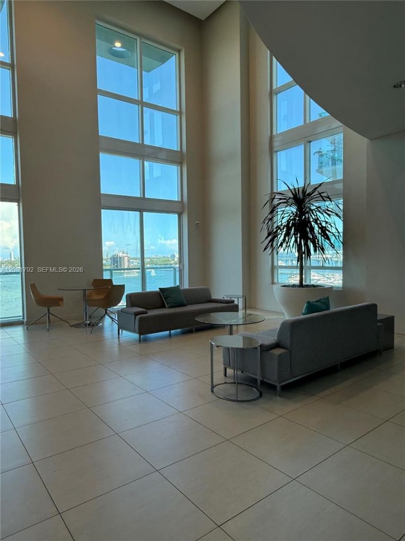 1900 N Bayshore Dr , Unit 1517, Miami, FL 33132 Photo