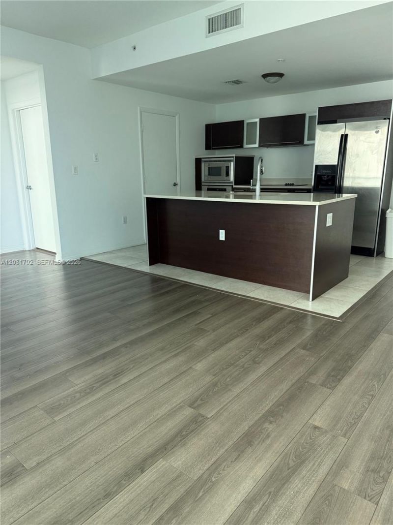 1900 N Bayshore Dr , Unit 1517, Miami, FL 33132 Photo