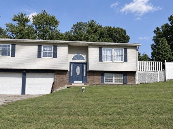 279 Gallia Street, Oak Hill, OH 45656