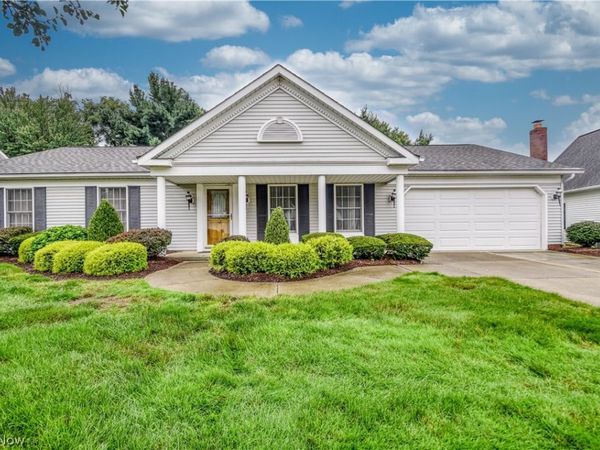 6700 Waterford Lane, Mentor, OH 44060