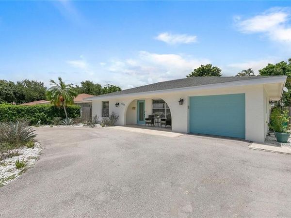 NAPLES, FL 34105