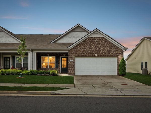 932 Millstream Dr, Nashville, TN 37218