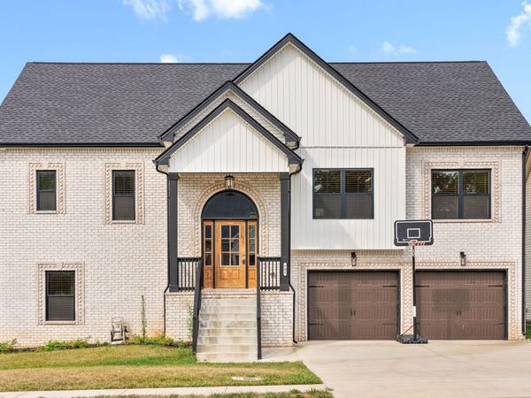 742 Buffalo Ford Drive, Clarksville, TN 37042