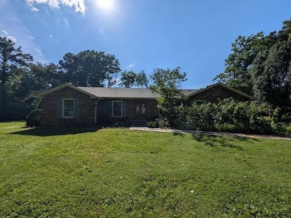 215 Williamsburg Cir , Brentwood, TN 37027