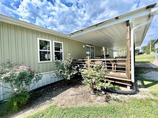 215 Cypress Creek Cv , Linden, TN 37096