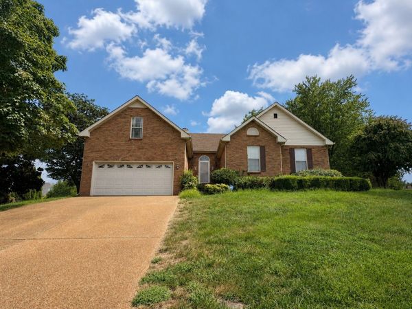 397 Augusta Pl , Clarksville, TN 37043