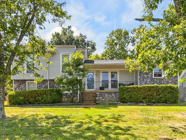 218 Cedarview Dr , Antioch, TN 37013