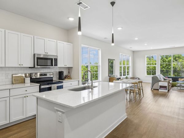 600 E Trinity Ln, Unit 208, Nashville, TN 37207