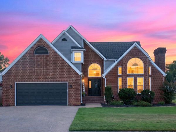 215 Hunters Run Cir NW, Cleveland, TN 37312