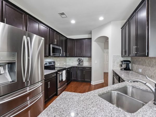 1413 Woodside Dr , Lebanon, TN 37087