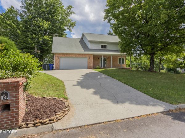 109 W Melbourne Rd , Oak Ridge, TN 37830