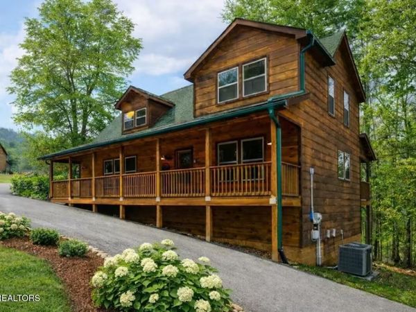 3213 Samuel Wear Drive , Sevierville, TN 37862