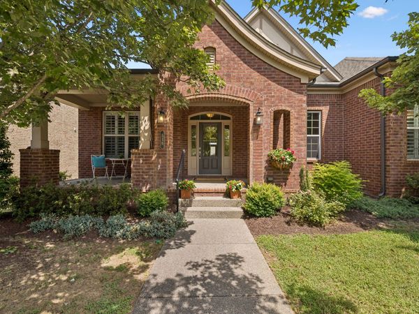 510 Dabney Dr , Franklin, TN 37064