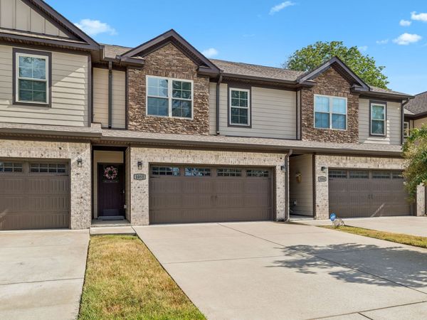 3352 Alta Ln, Murfreesboro, TN 37128