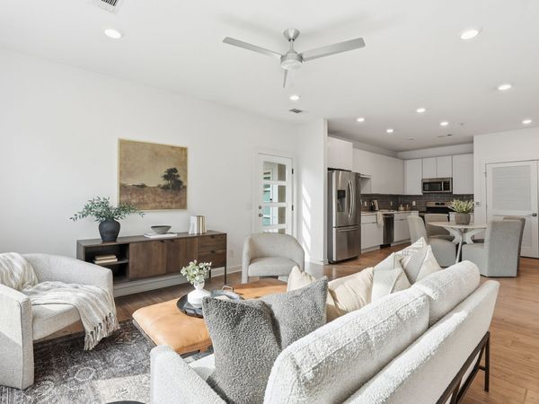1402 Pillow St, Unit 207, Nashville, TN 37203