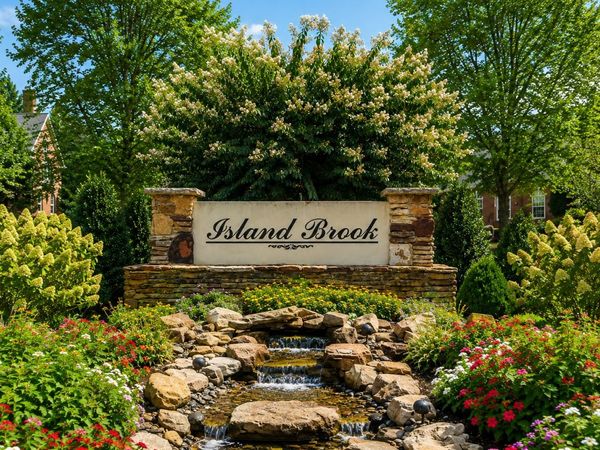 1014 Atchley Ct, Hendersonville, TN 37075