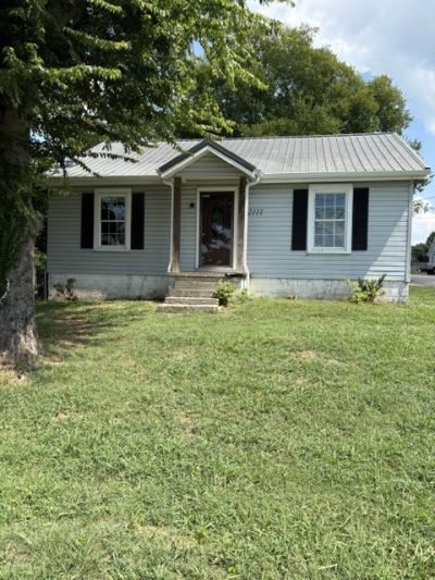 2111 Highland Ave, Columbia, TN 38401 Main Photo