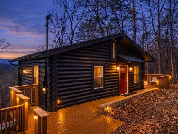 1065 Shell Mountain Road , Sevierville, TN 37876