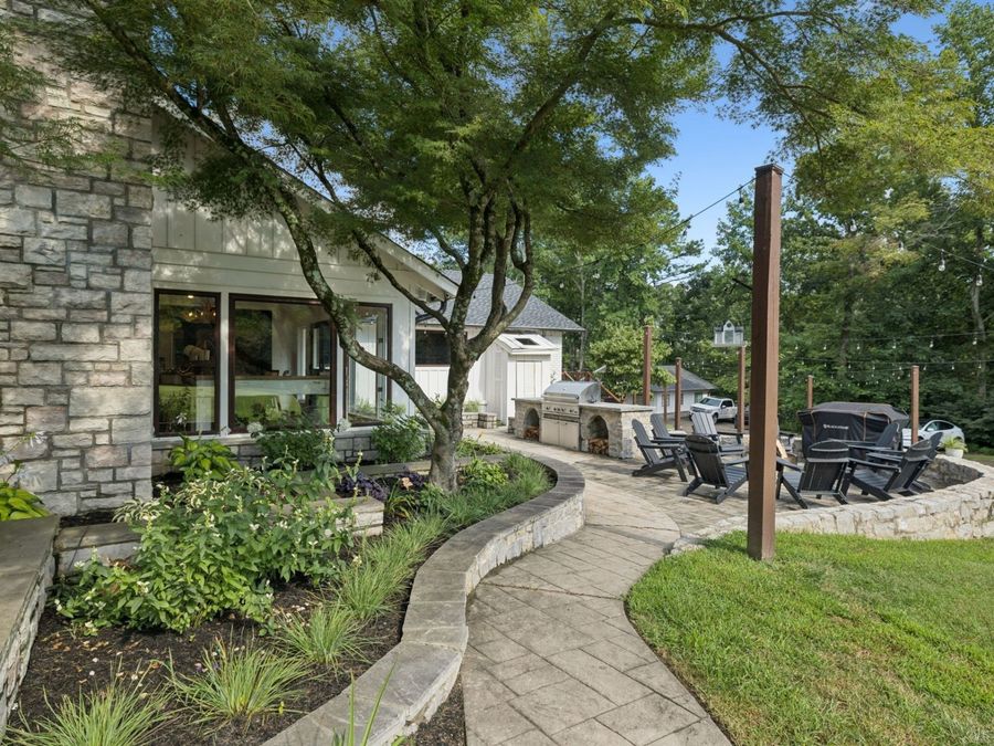 Property Image 95