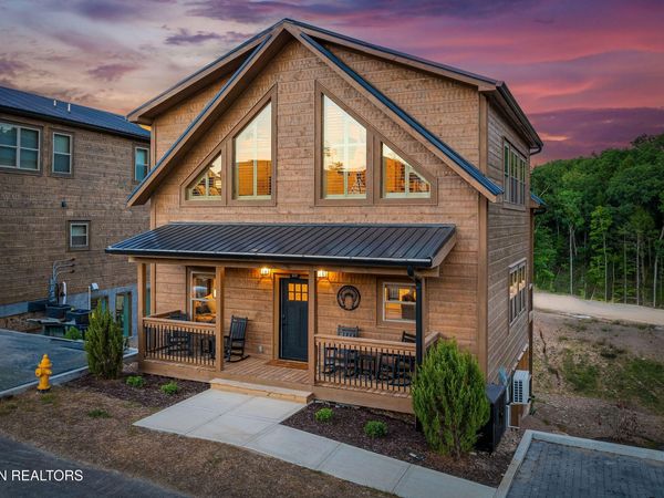 519 Warbonnet Way , Pigeon Forge, TN 37863