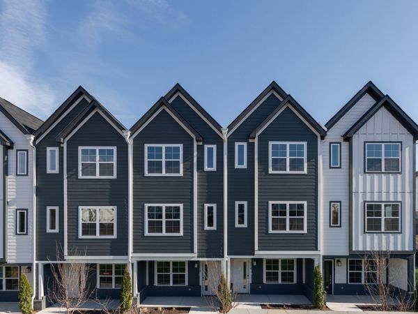 700 N DuPont Ave , Unit #204, Madison, TN 37115