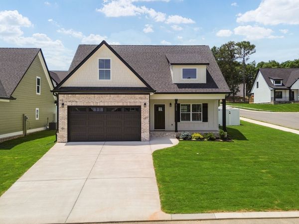 5125 Ella Ln NE, Cleveland, TN 37312