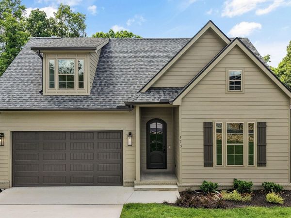 173 Elokwa Way , Loudon, TN 37774