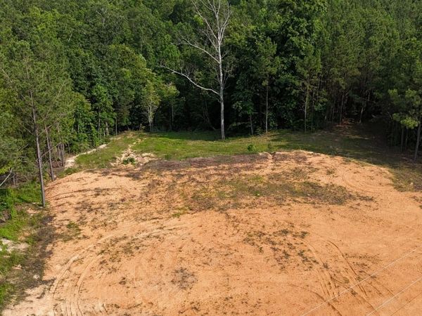 37 Vista Dr , Unit 122, Linden, TN 37096