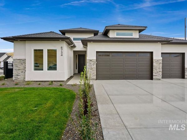 6734 W Sollas Dr, Eagle, ID 83616