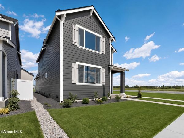 9270 N Spokane St , Post Falls, ID 83854